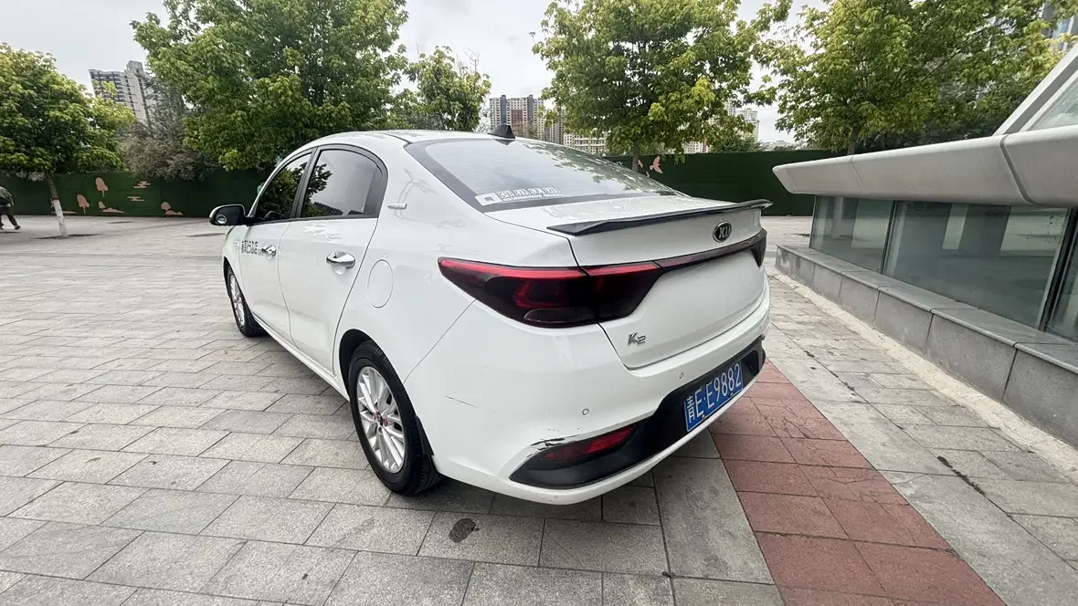 Kia K2