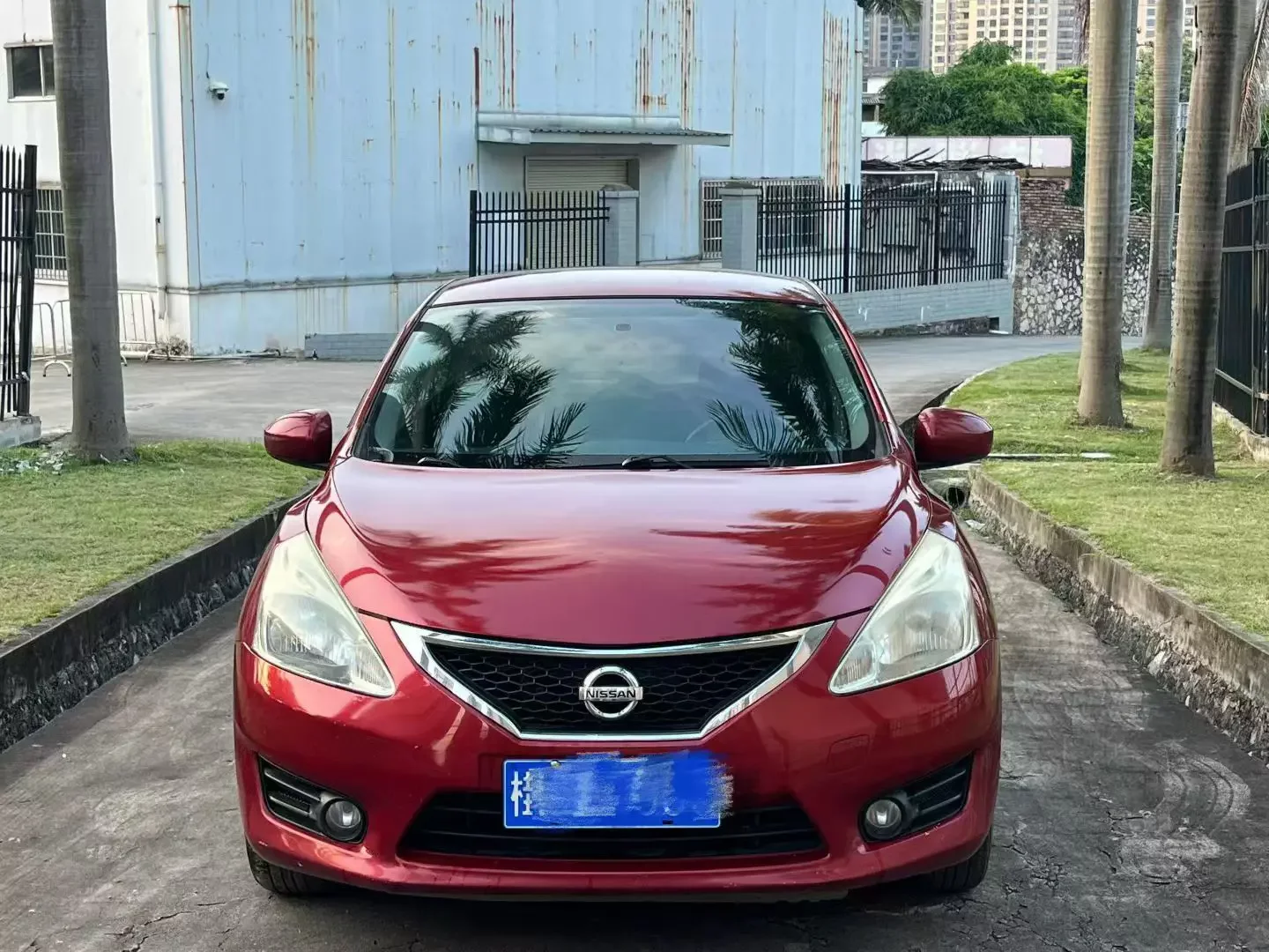Nissan Tiida