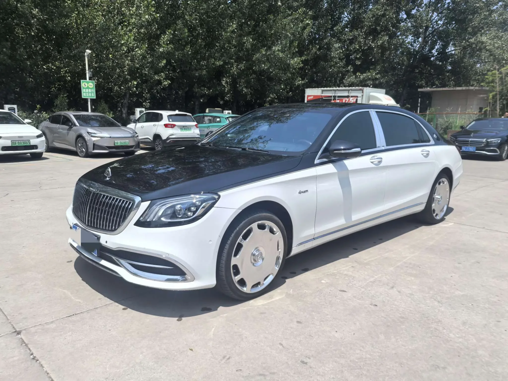 Mercedes-Benz Maybach S-Class
