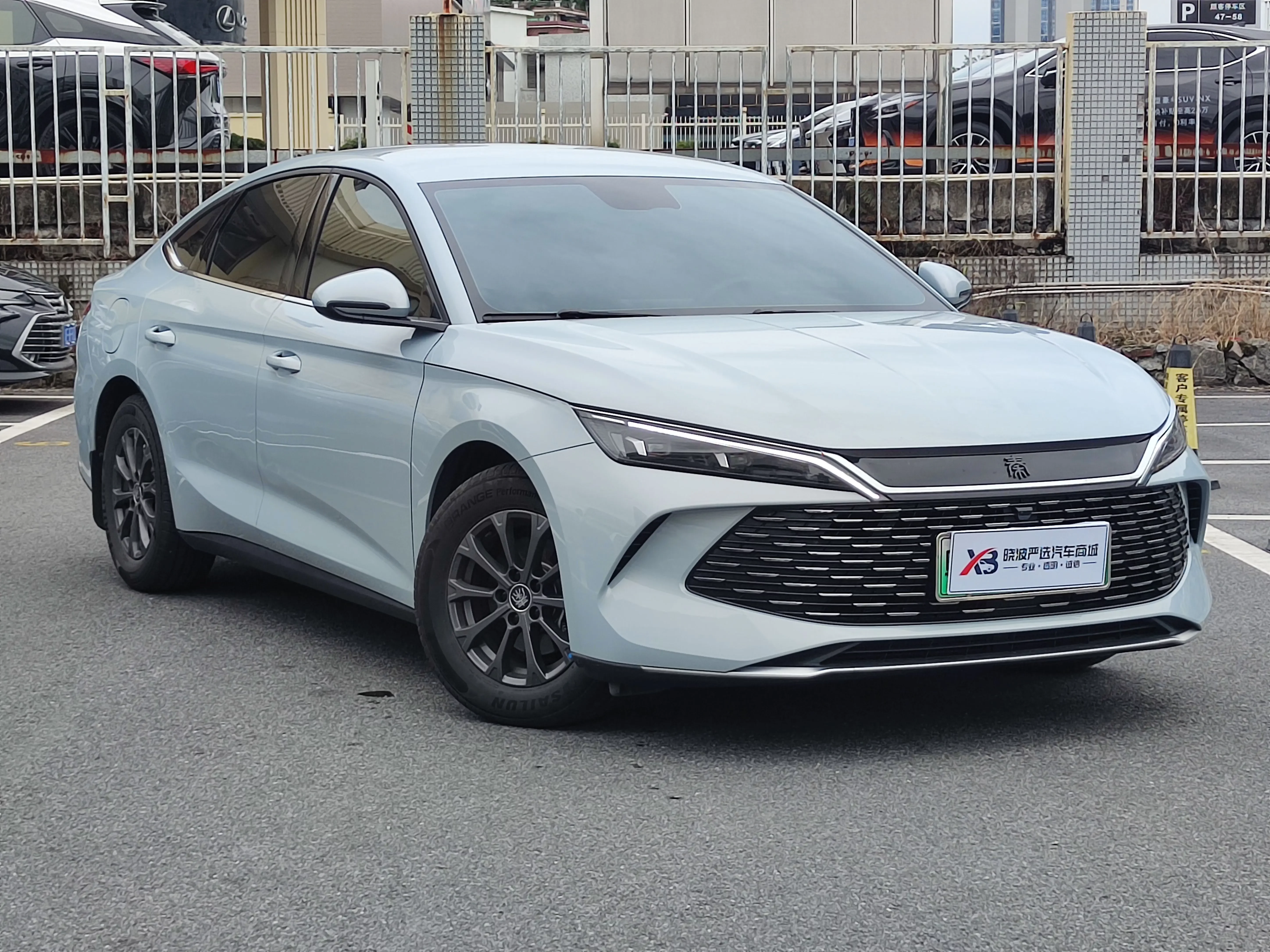 BYD Qin L DM