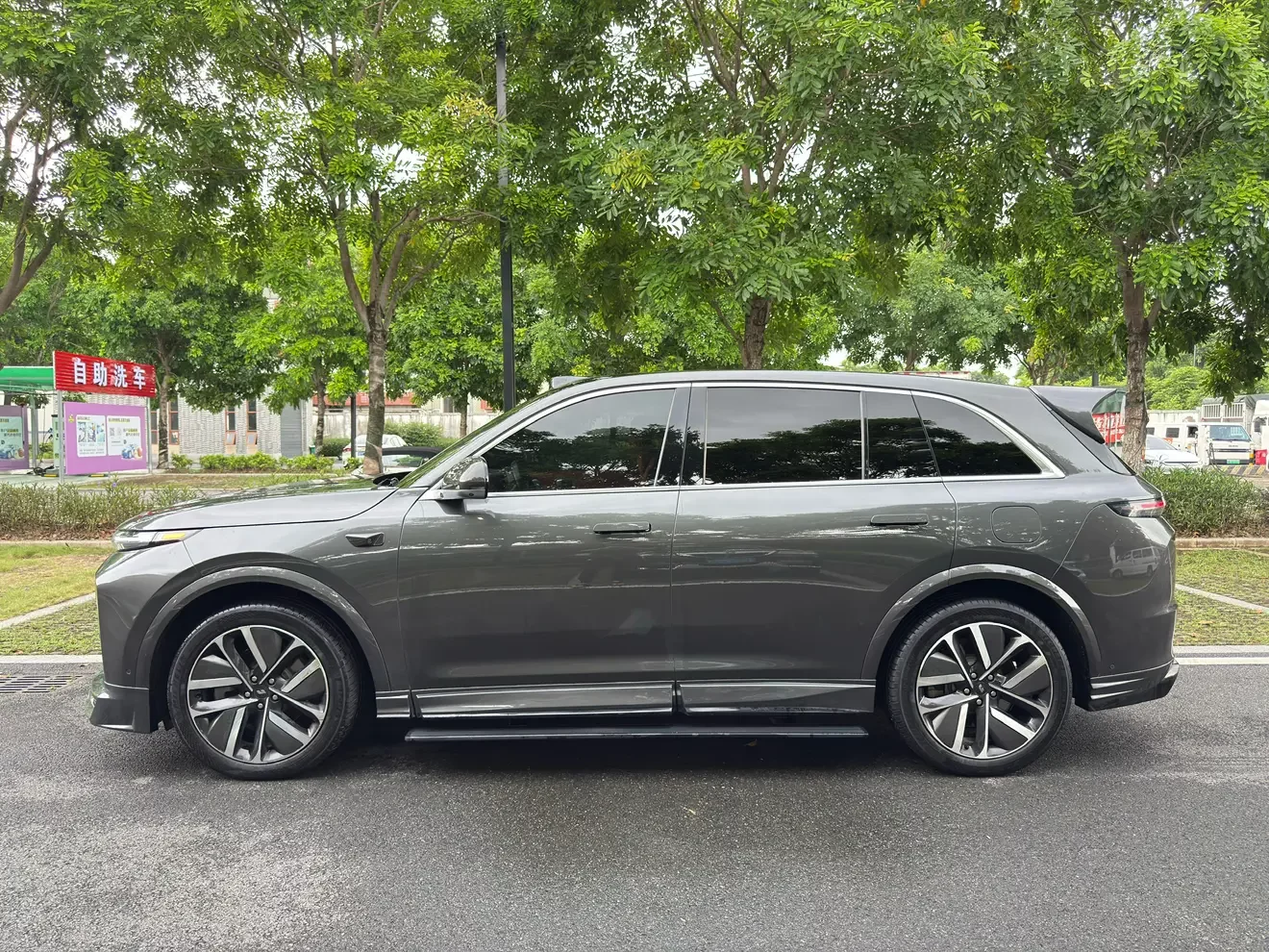 Lixiang L7
