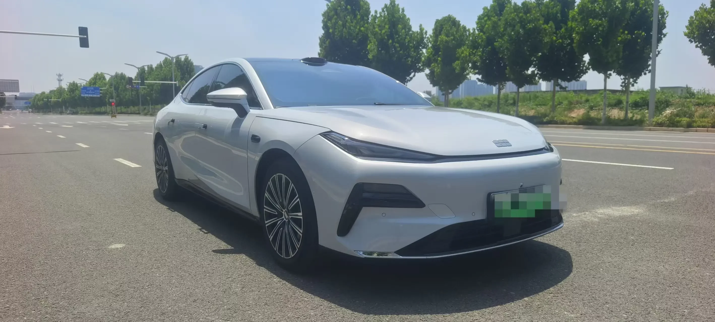 Geely Galaxy Star 8 PHEV