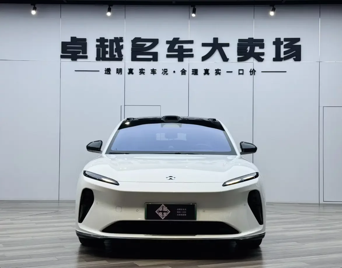 NIO ET5T