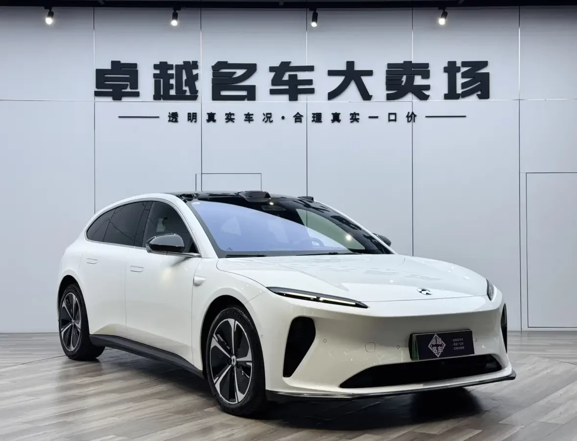 NIO ET5T