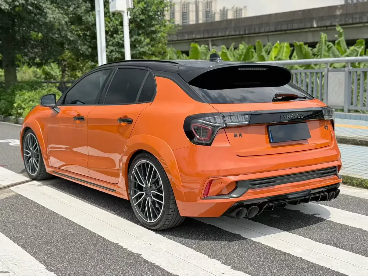 Lynk & Co 02 Hatchback