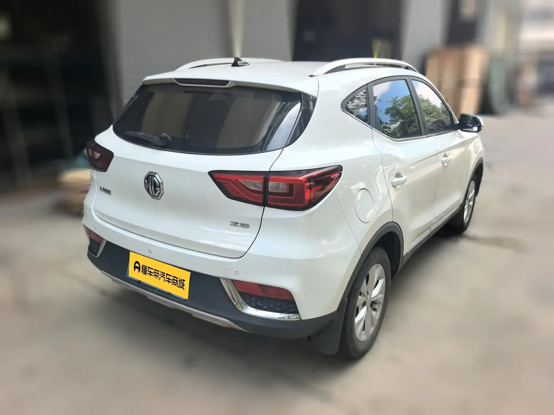 MG ZS