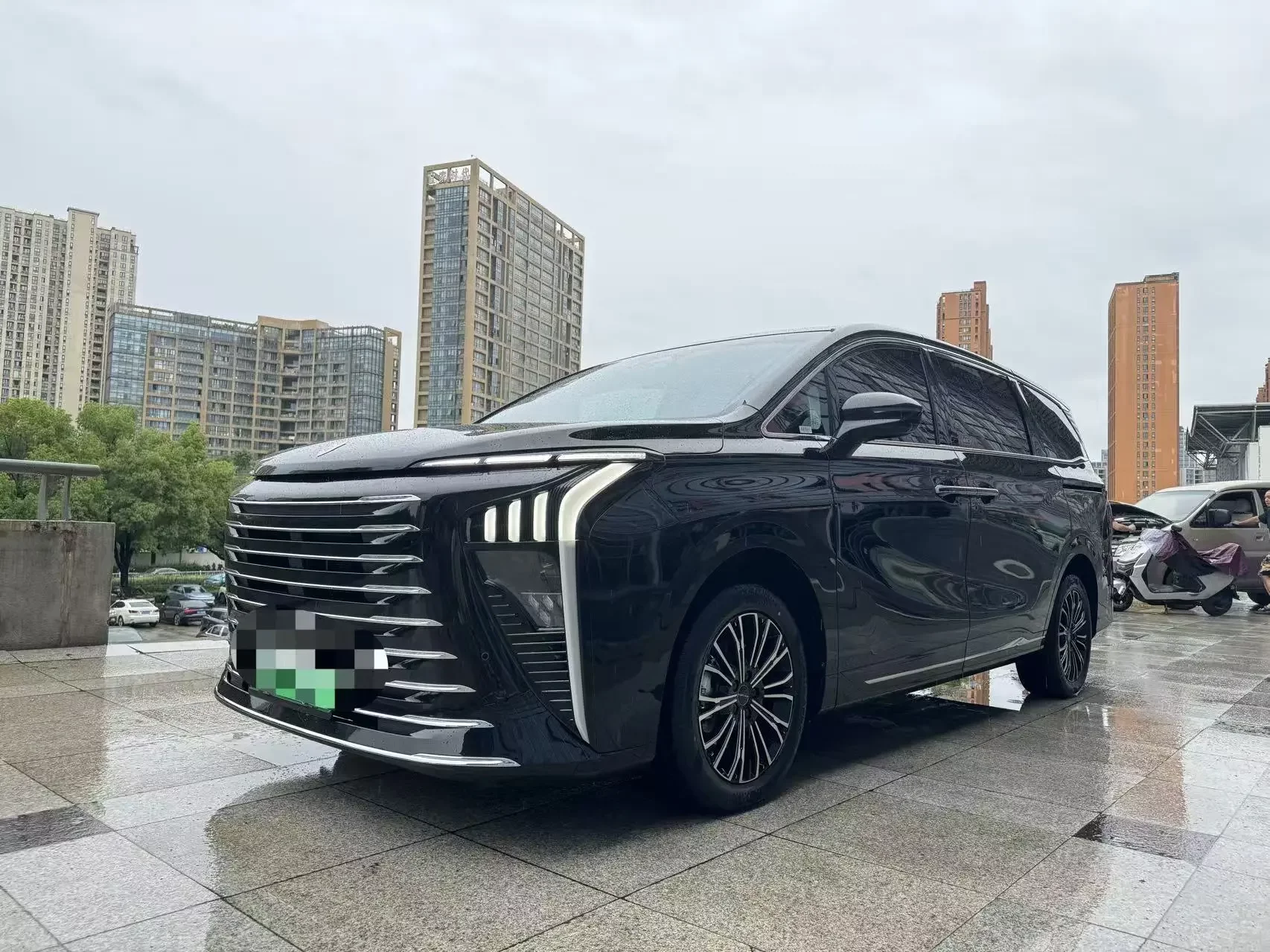 Forthing Xinghai V9