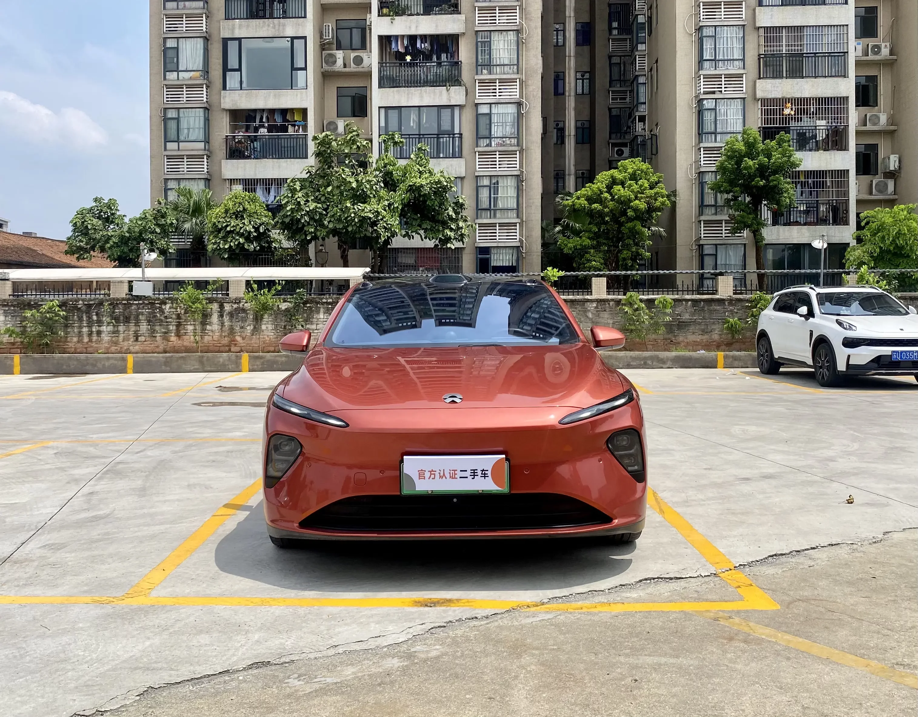 NIO ET7