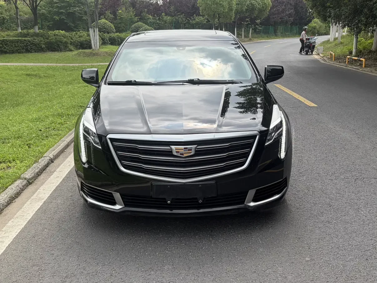 Cadillac XTS