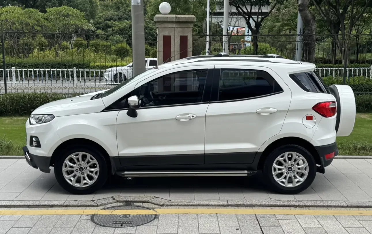 Ford Yibo