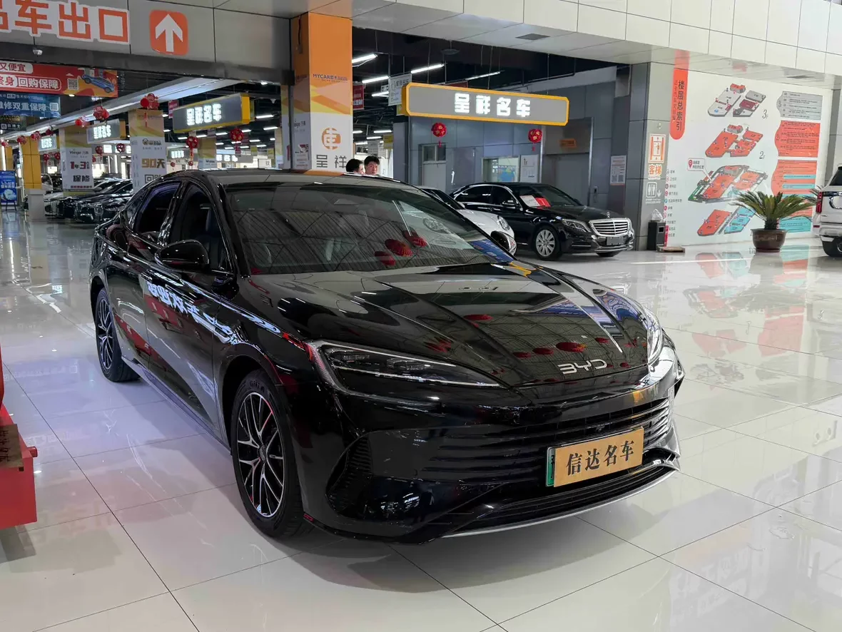 BYD Seal 07DM