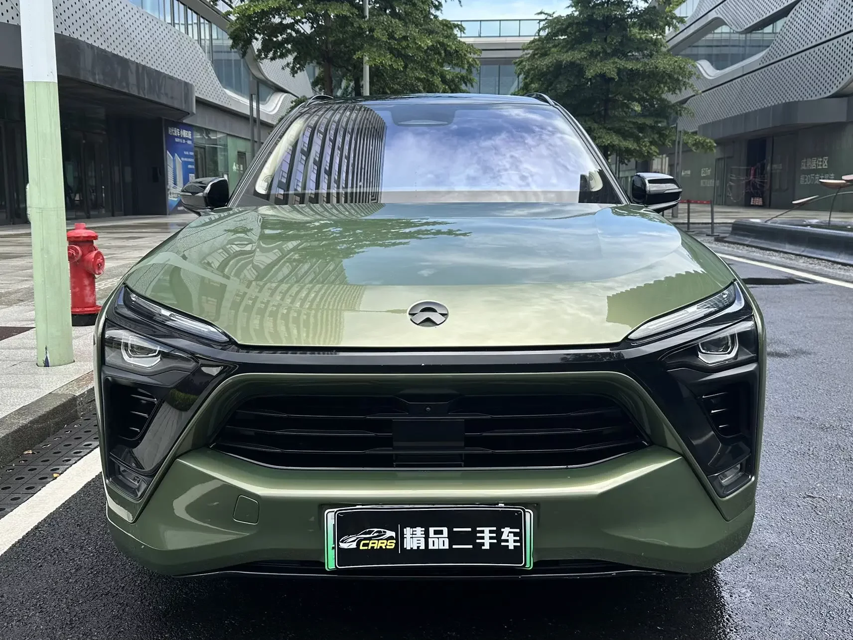 NIO ES8