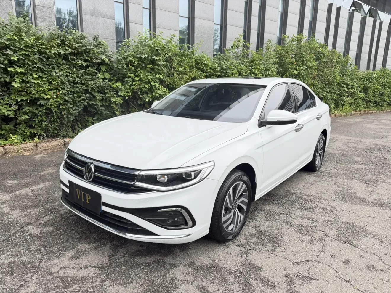 VOLKSWAGEN BORA
