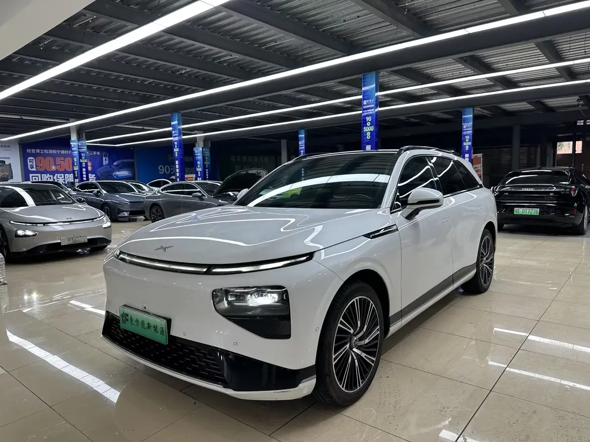 Xpeng G9