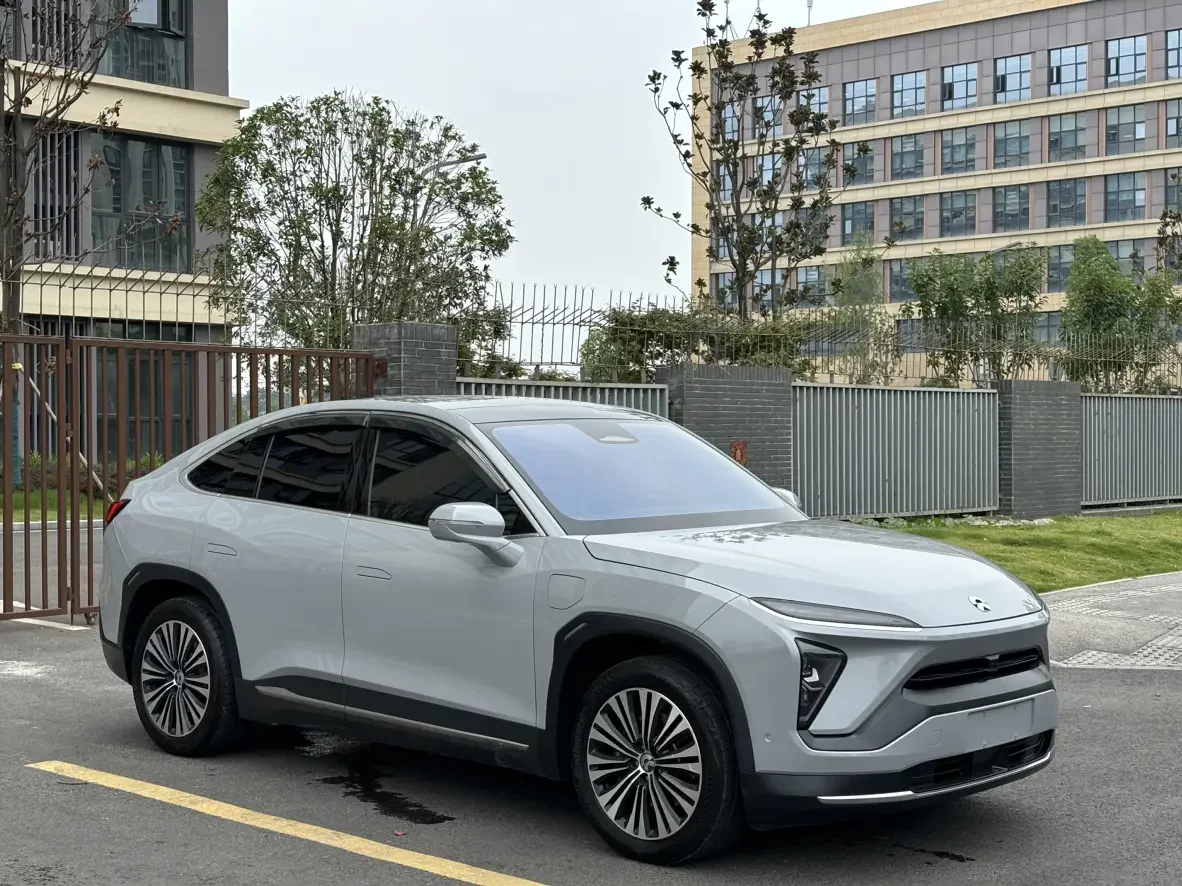 NIO EC6