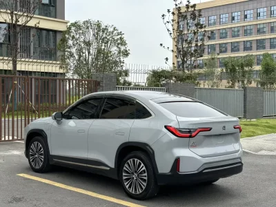 NIO EC6