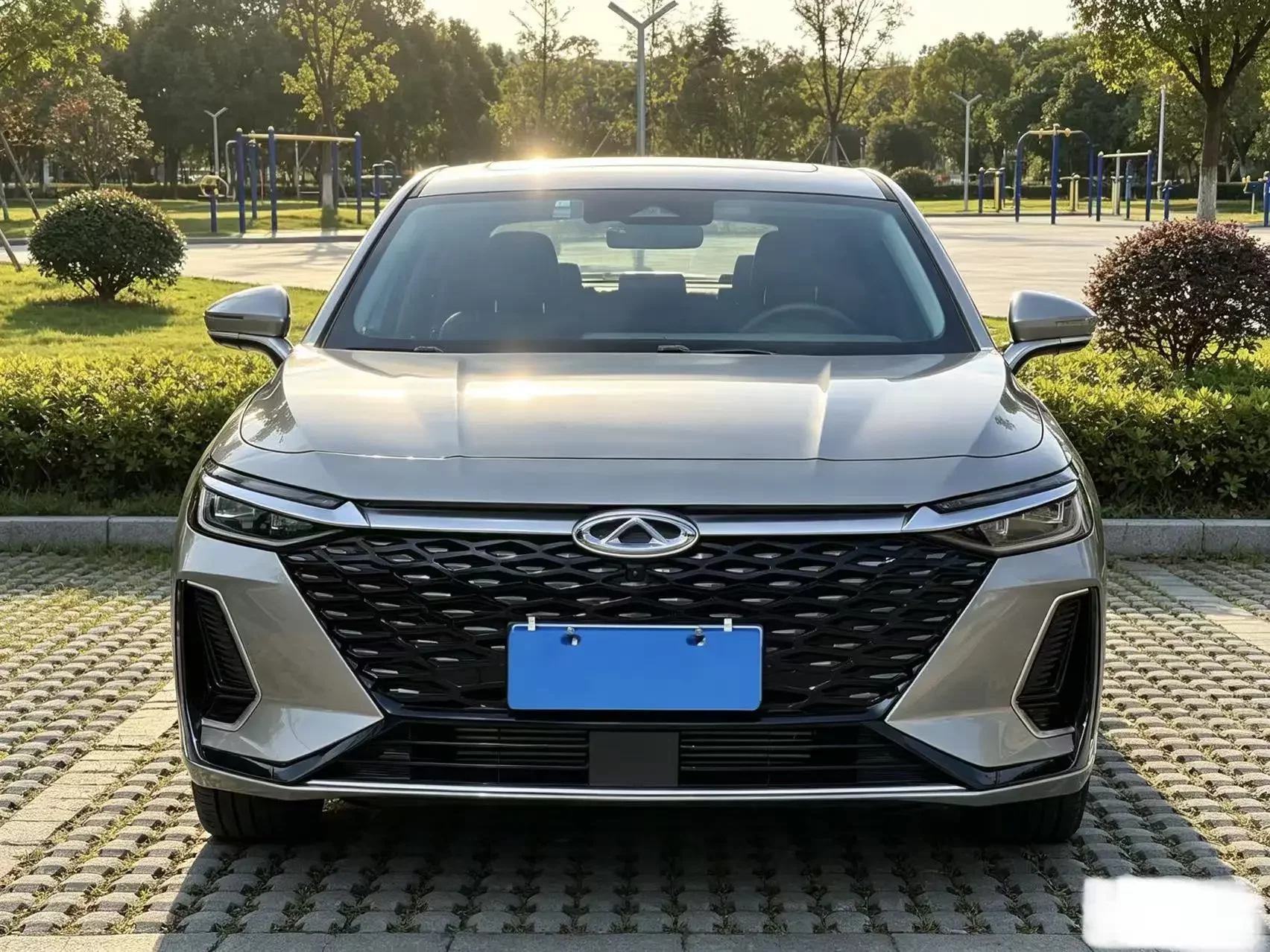 Chery Arrizo 8