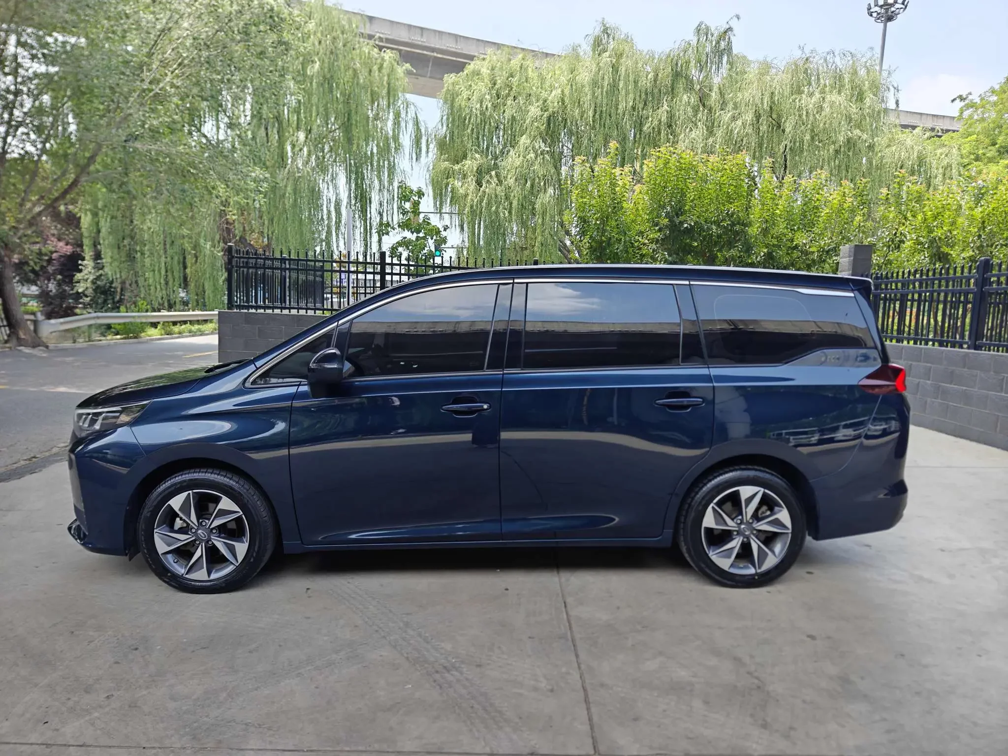 GAC Trumpchi M6