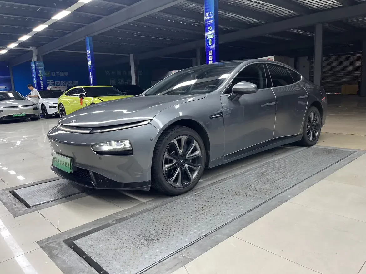 Xpeng P7