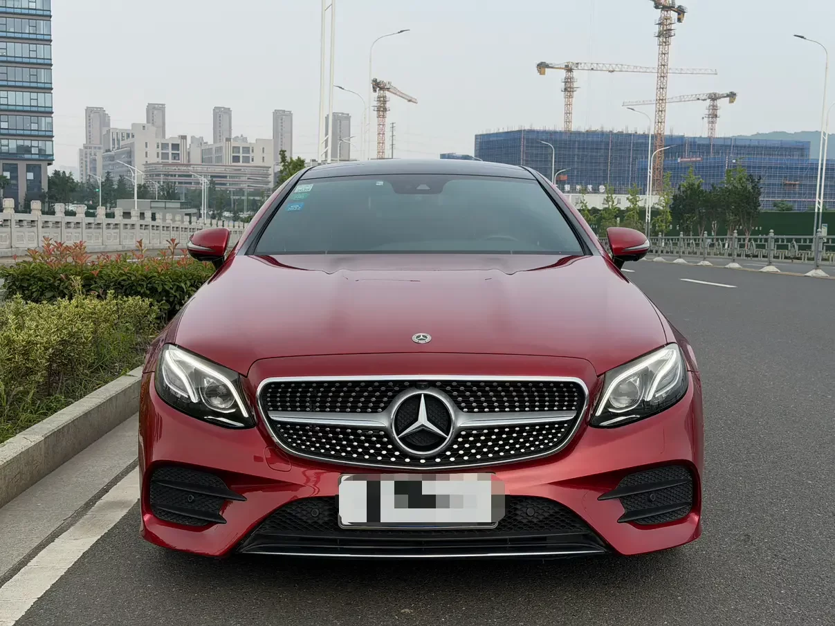 Mercedes-Benz E-Class  из Китая