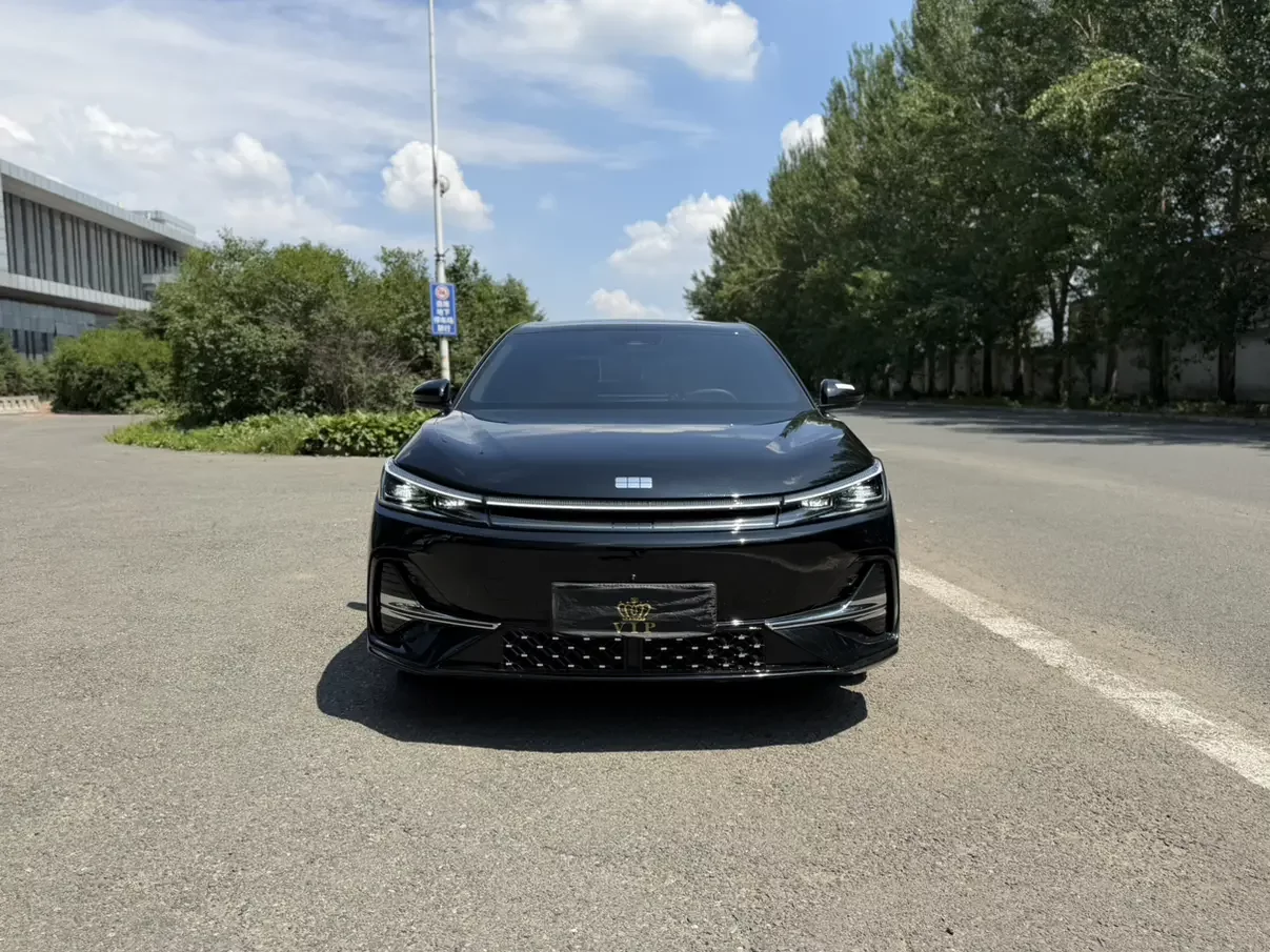 Geely Galaxy A7 EM
