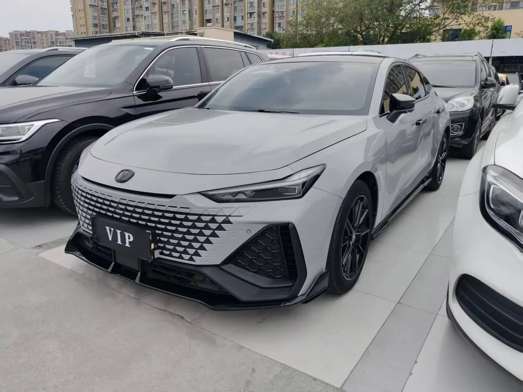 Changan UNI-V