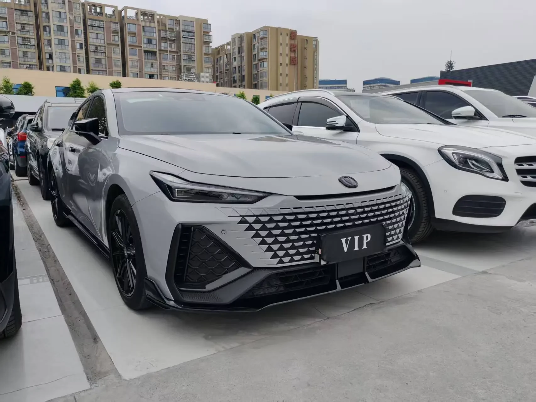 Changan UNI-V