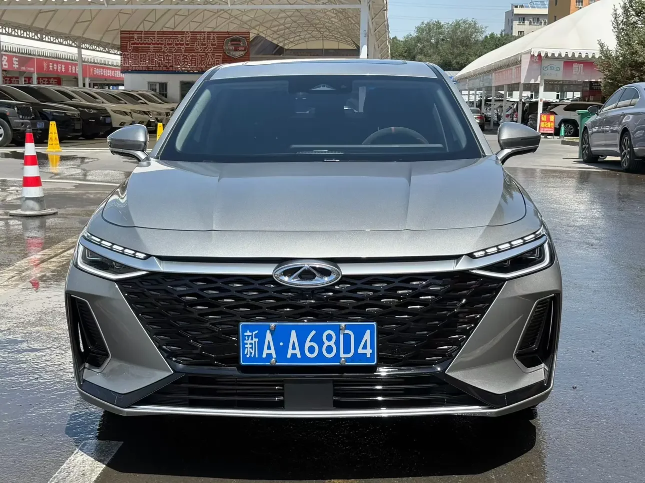 Chery Arrizo 8