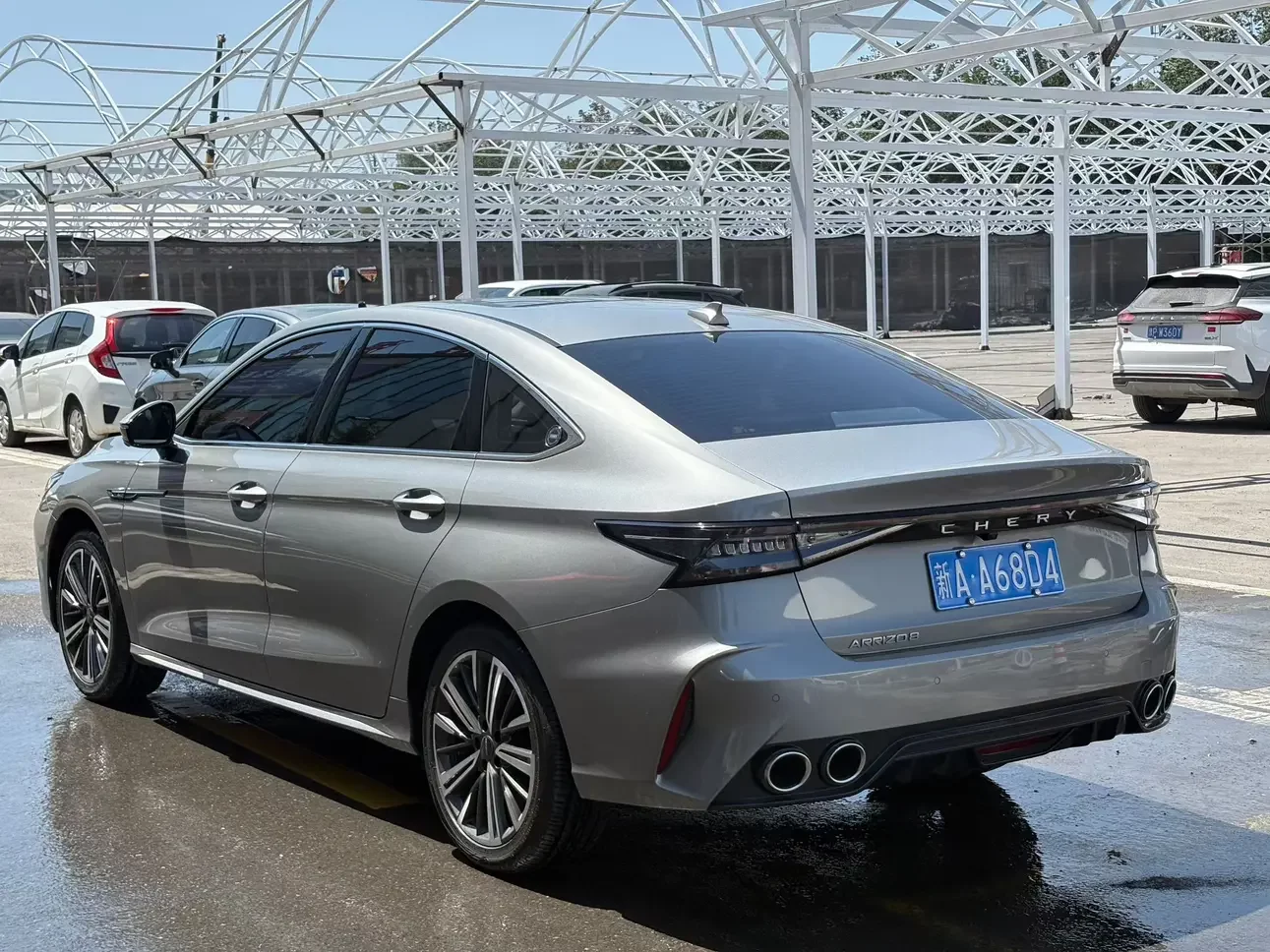 Chery Arrizo 8