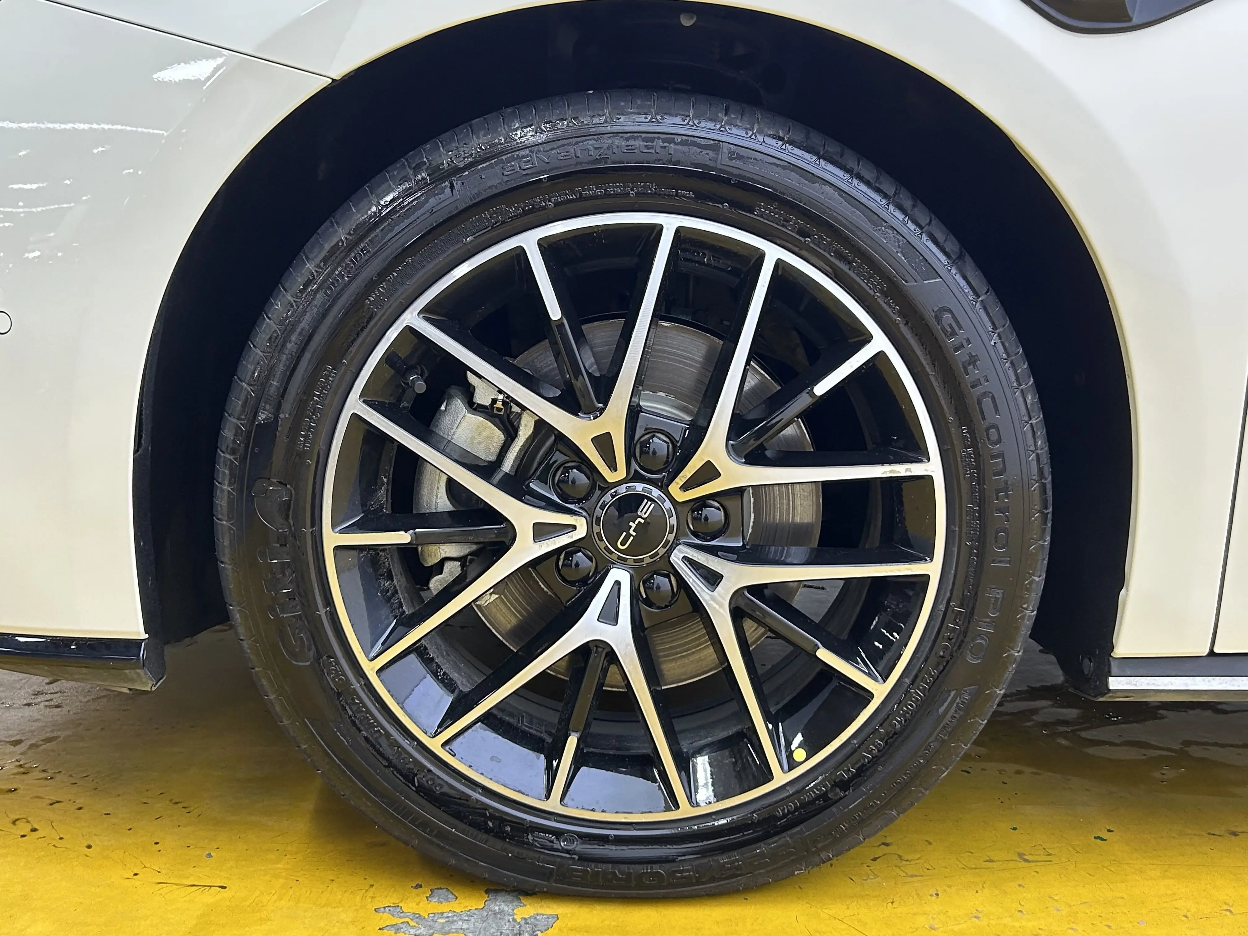 BYD Seal 07DM