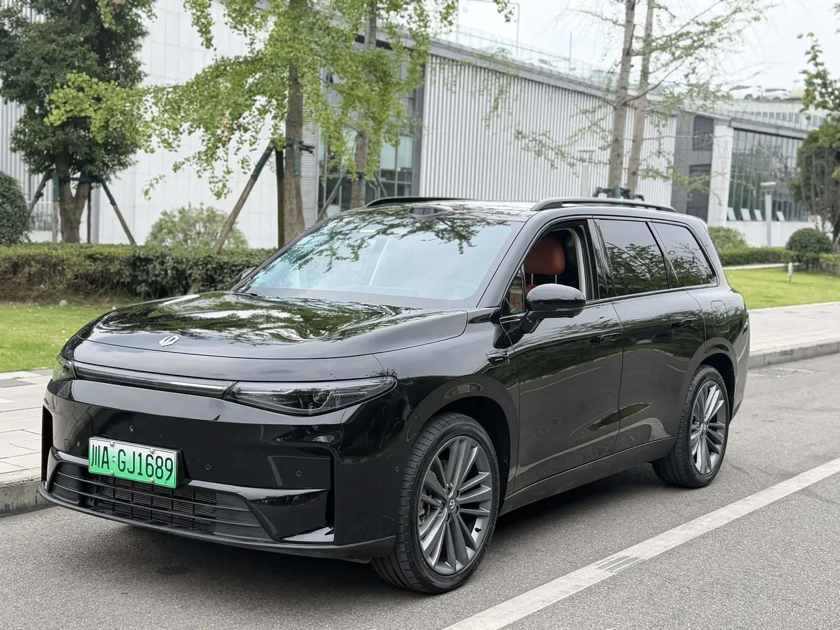 Leapmotor C16
