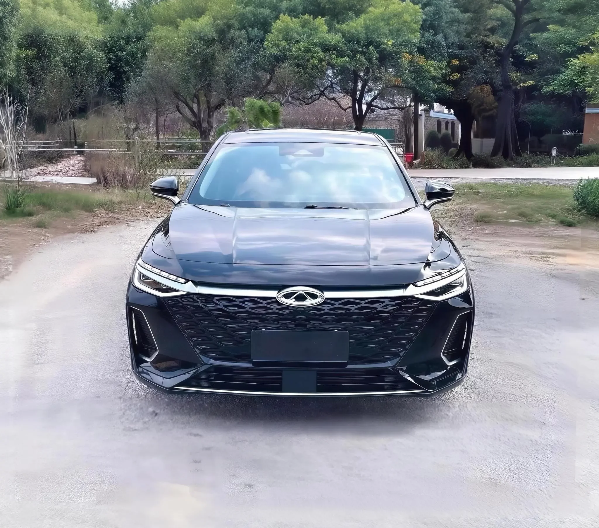 Chery Arrizo 8