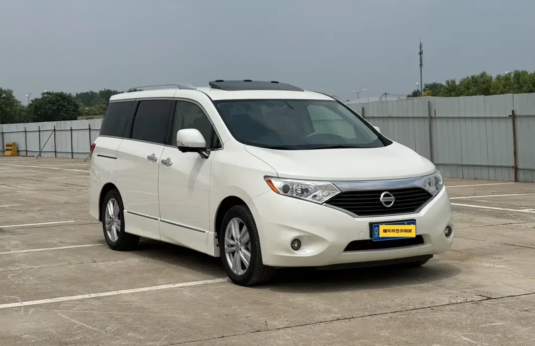 Nissan nobleman