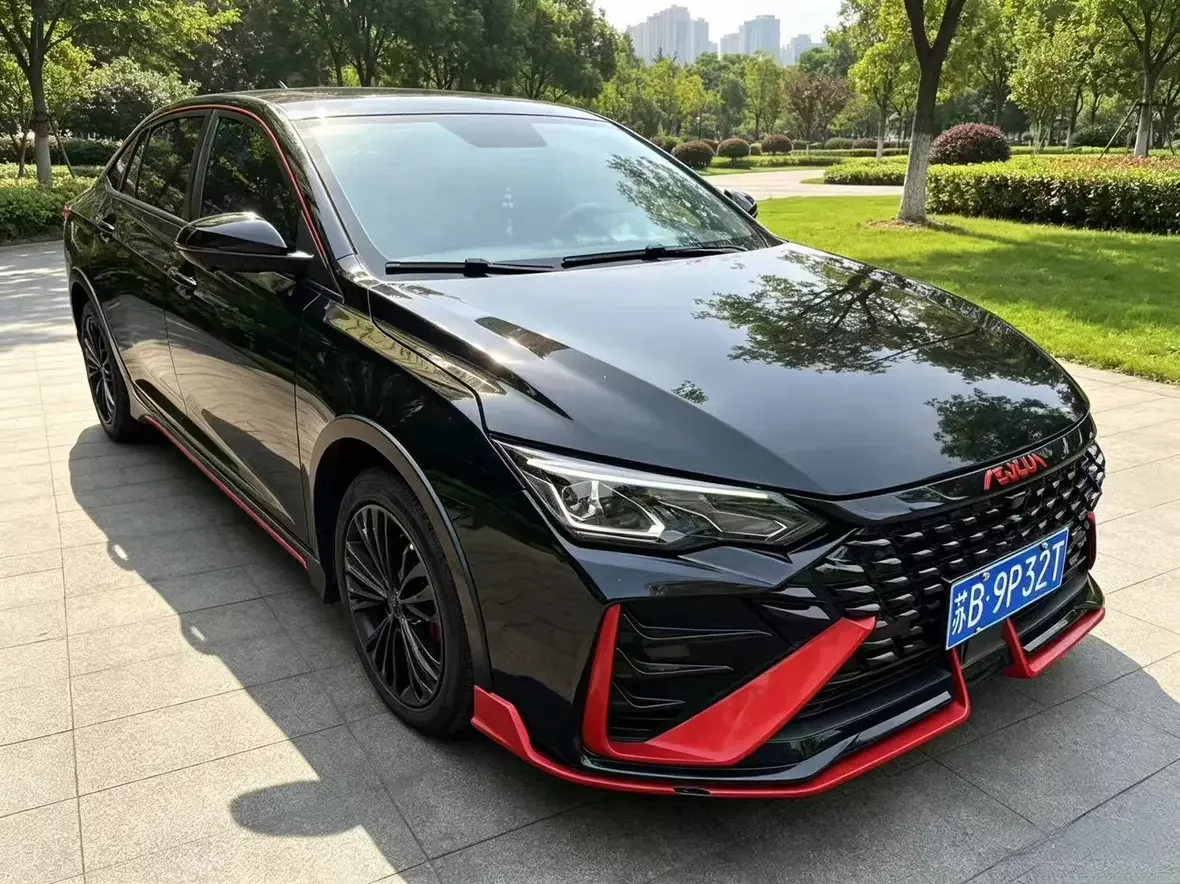 Dongfeng Yixuan MAX