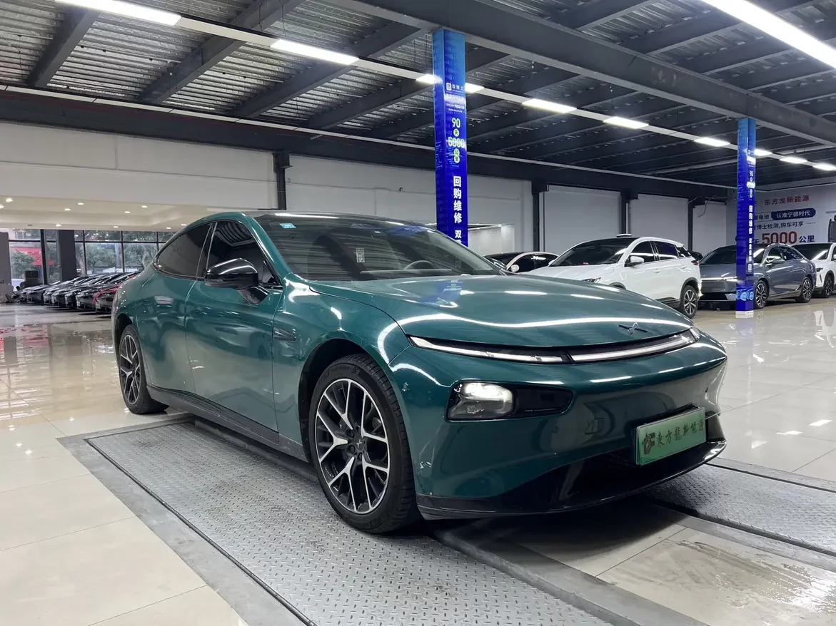 Xpeng P7