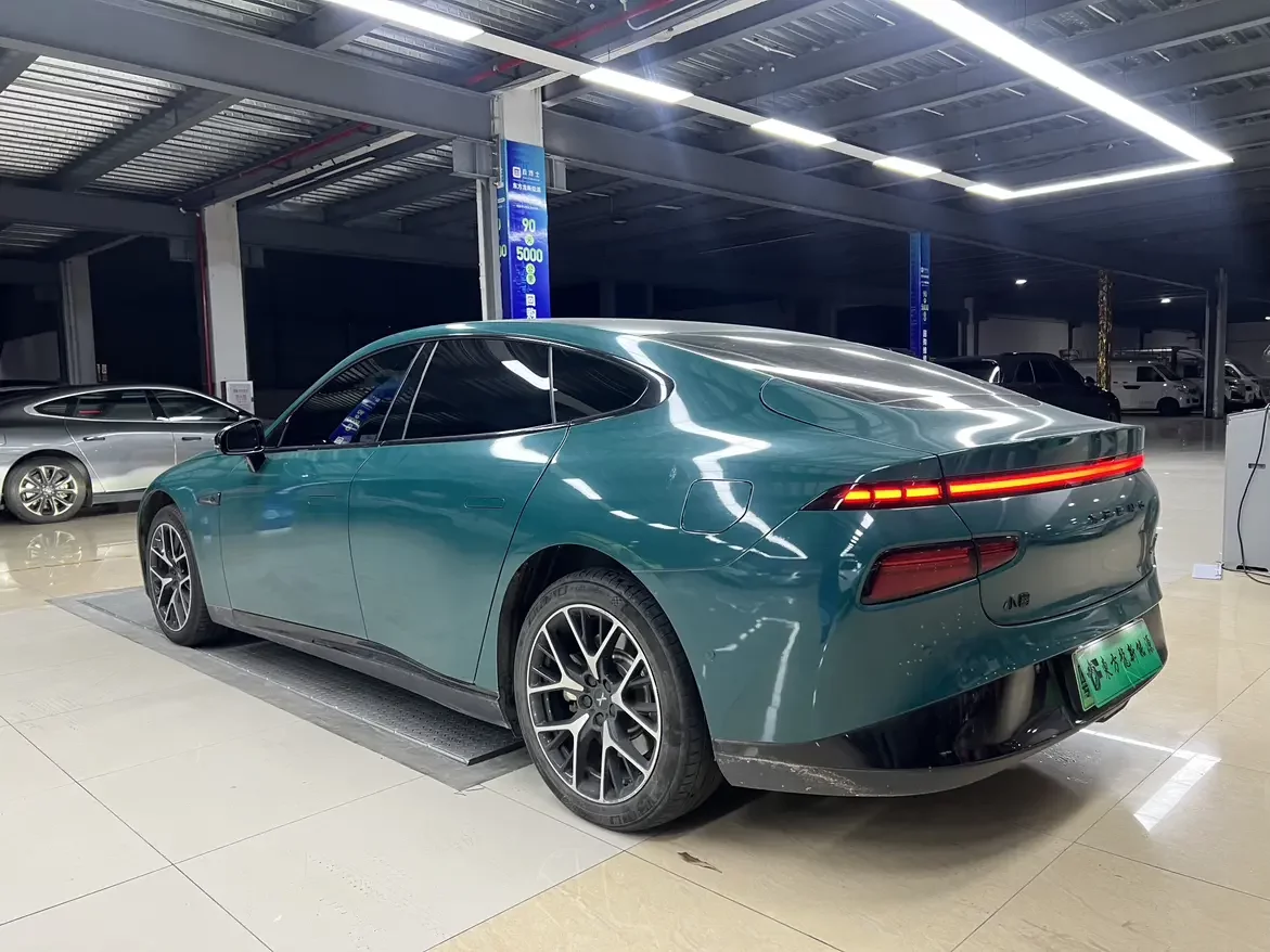 Xpeng P7