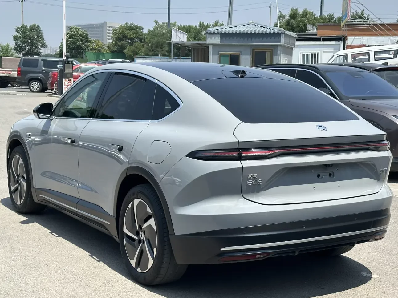 NIO EC6