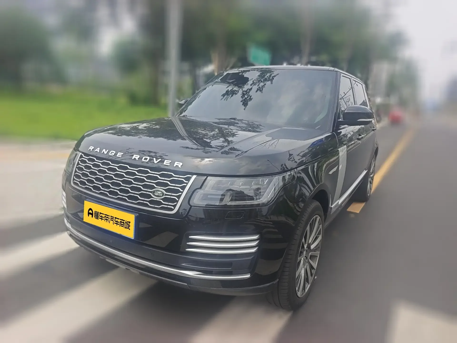 Land Rover range rover