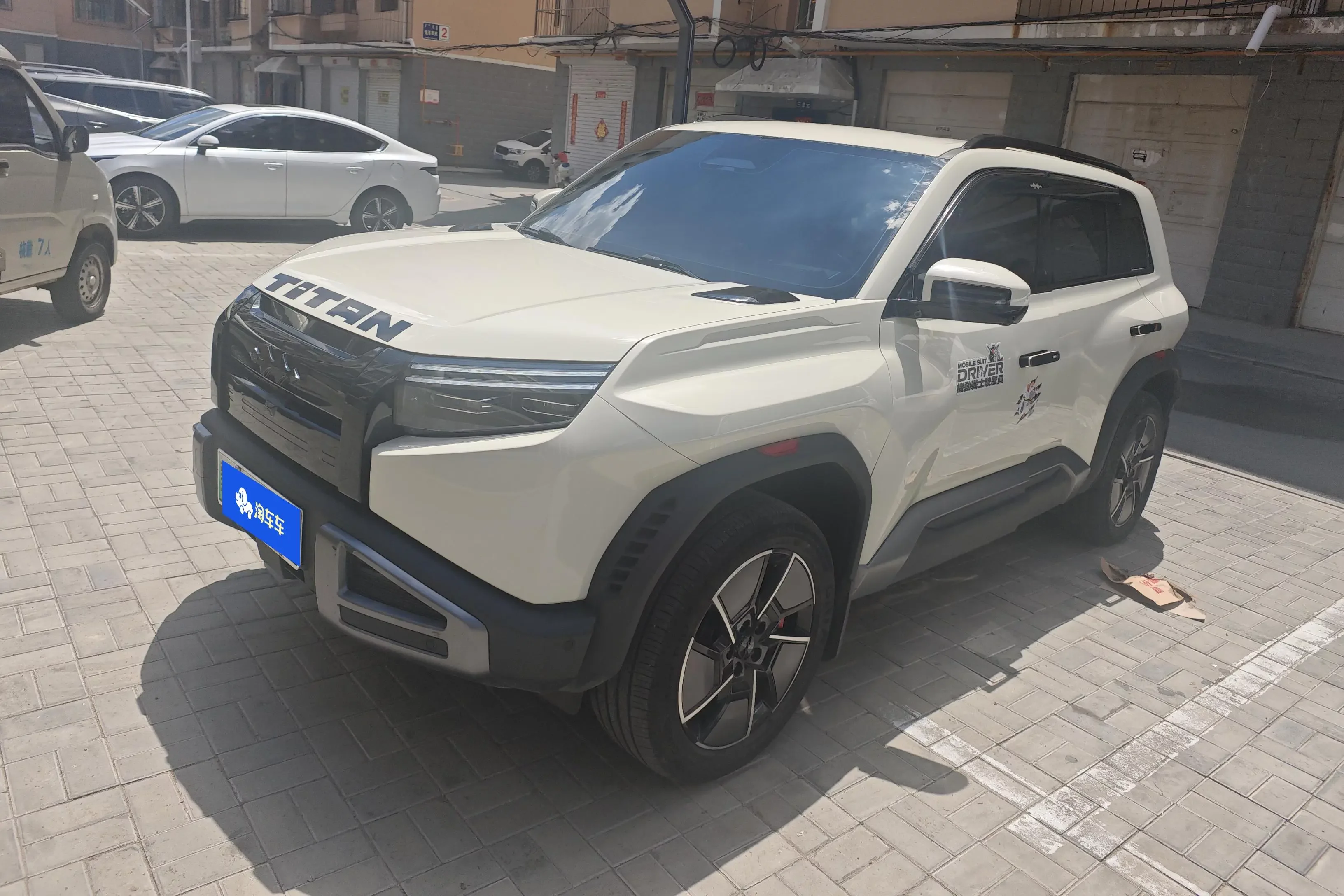 BYD Leopard Titanium 3