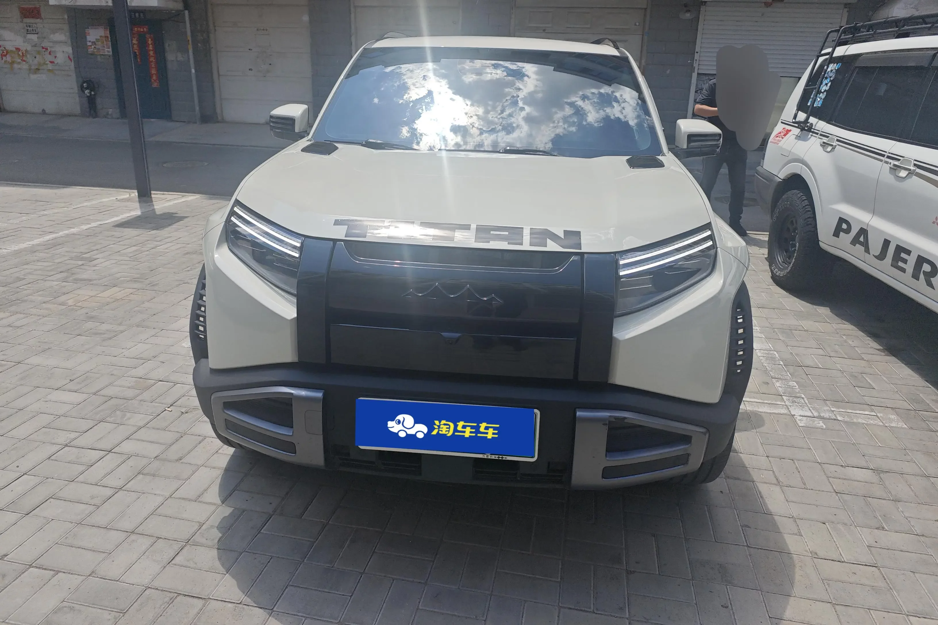 BYD Leopard Titanium 3