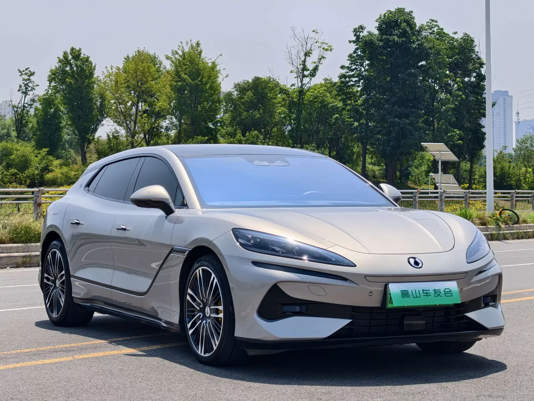 Denza DENGZH9GT DM