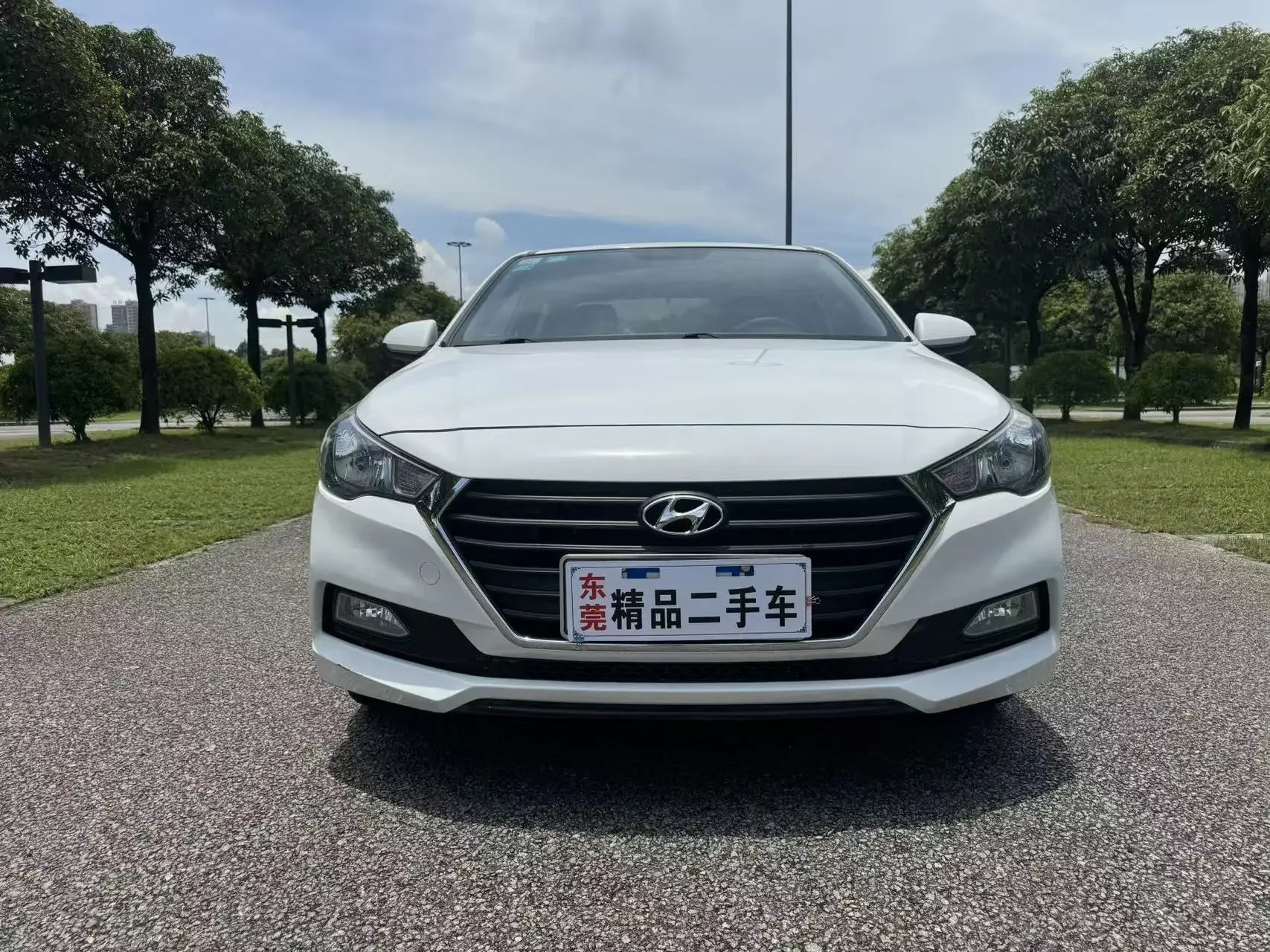 Hyundai Accept