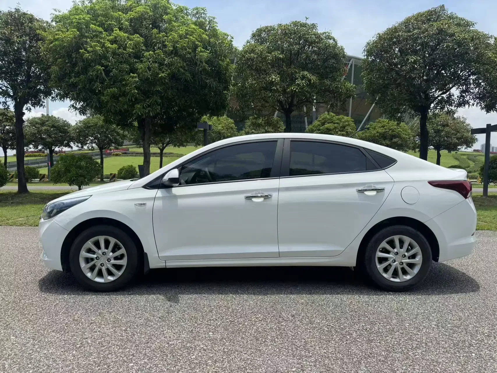Hyundai Accept