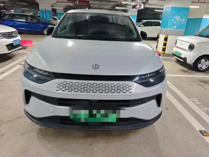 Leapmotor Zero running C11