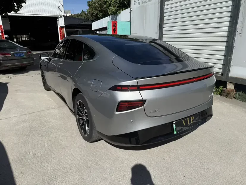 Xpeng P7