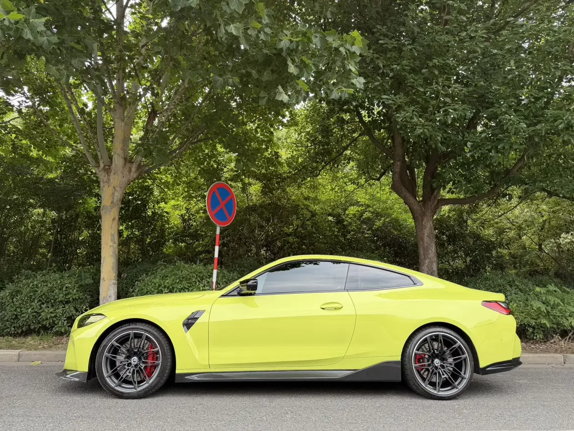 BMW M4