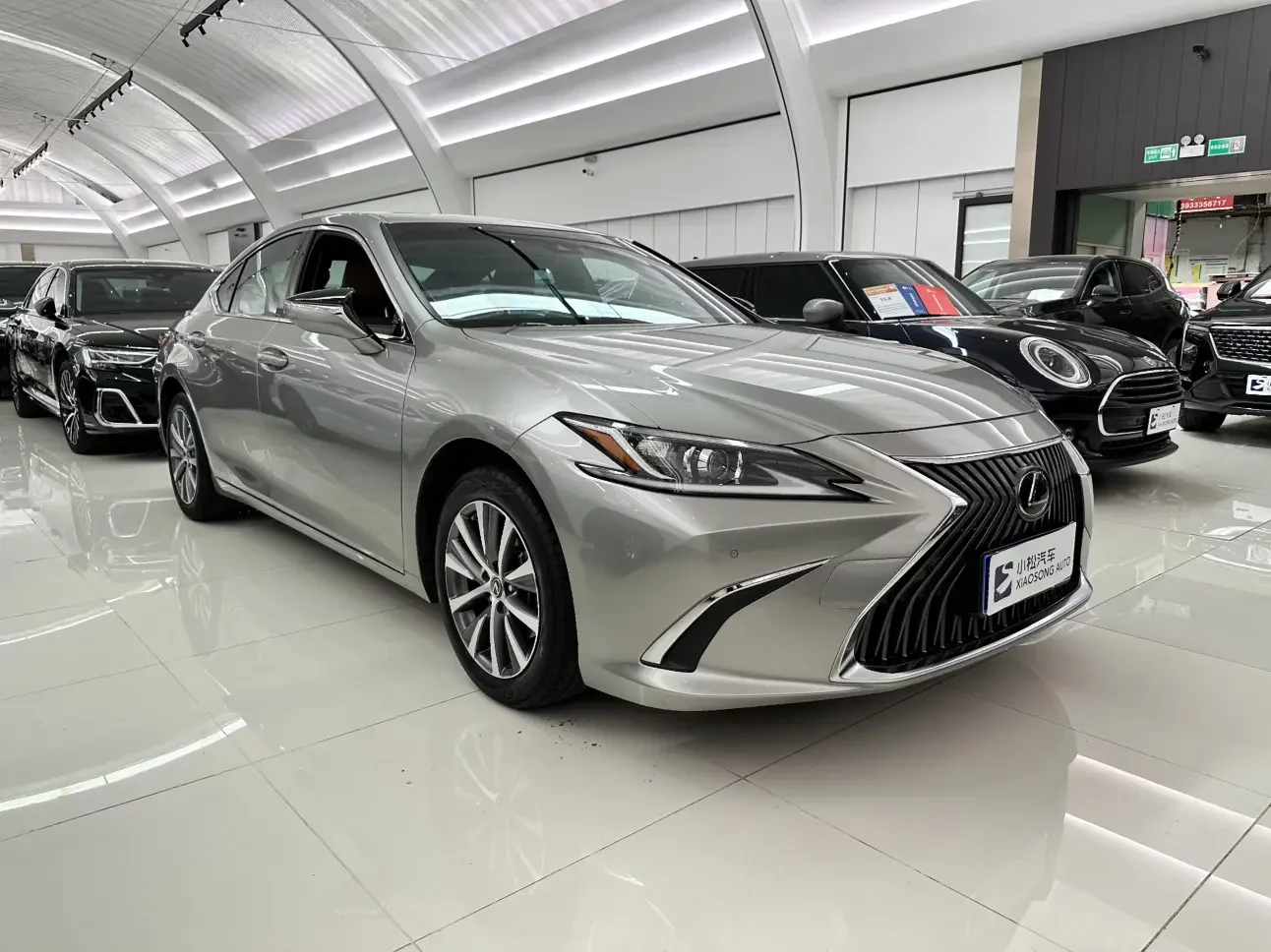 Lexus ES