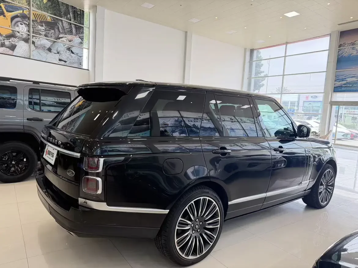 Land Rover range rover
