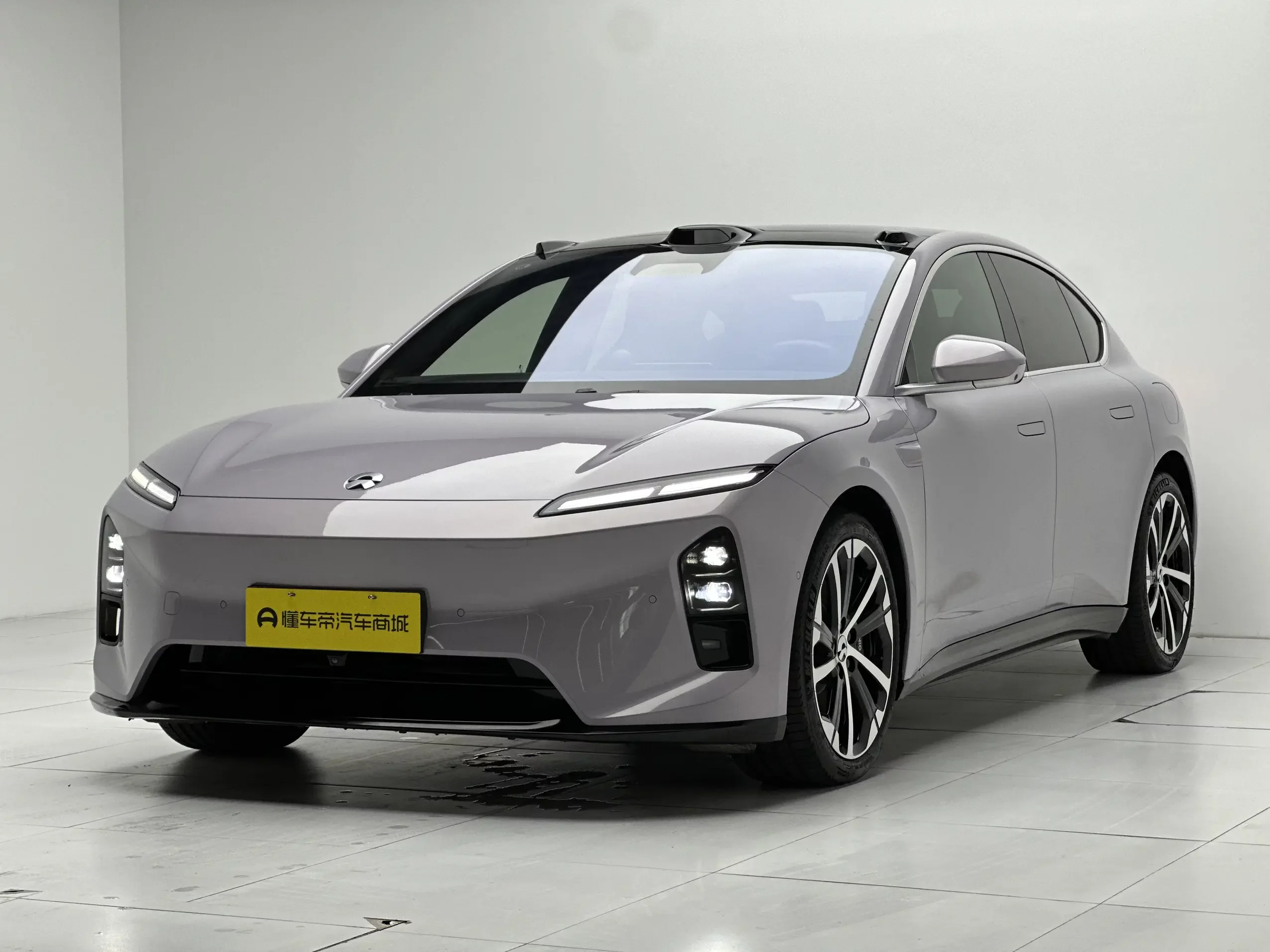 NIO ET5