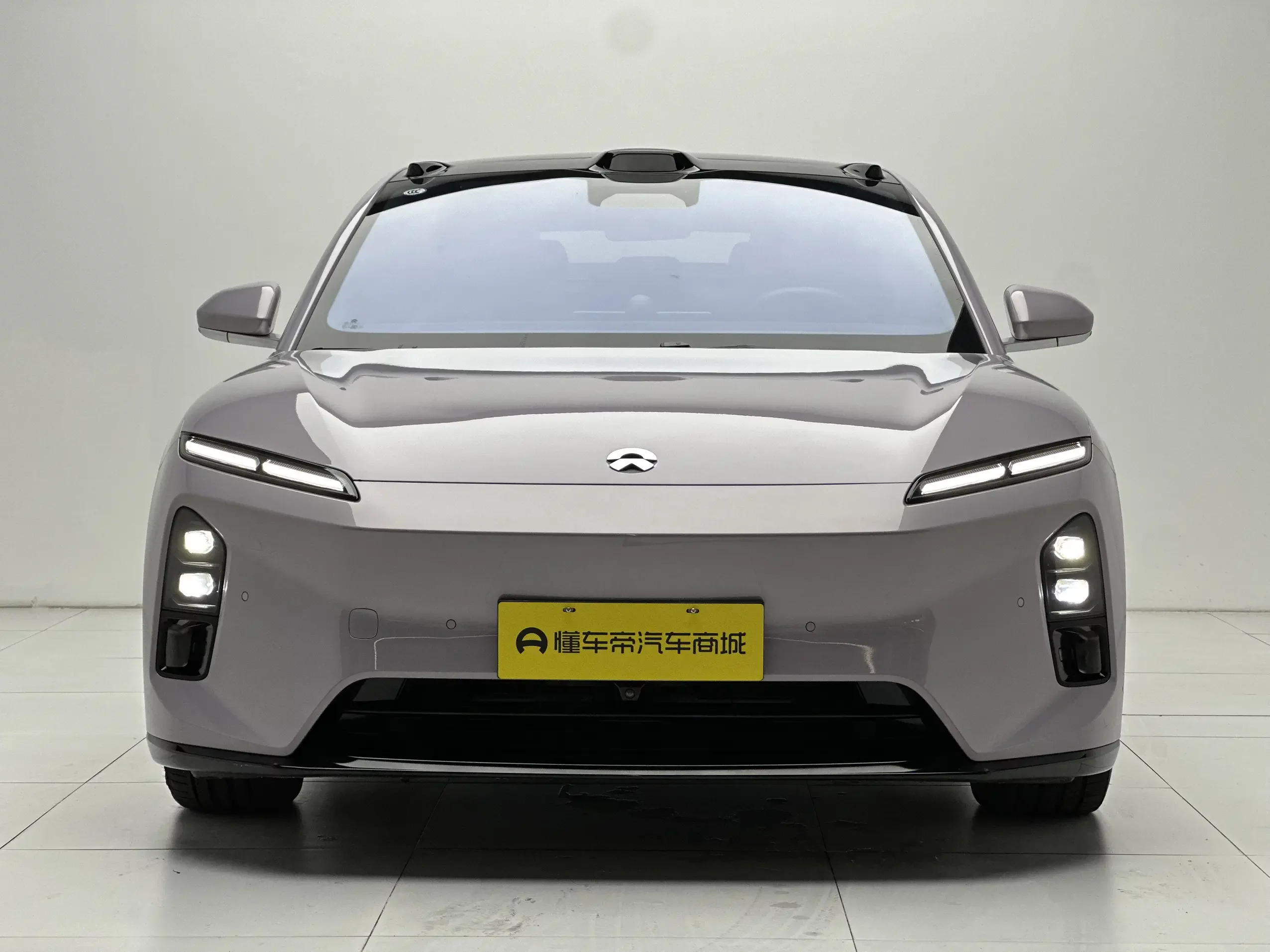 NIO ET5